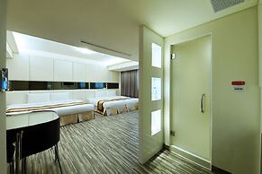 Harmonious Hotel