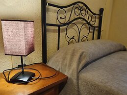 Arteaga Hostal & Baños Árabes Elvira