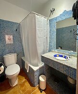 Arteaga Hostal & Baños Árabes Elvira