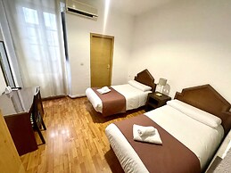 Arteaga Hostal & Baños Árabes Elvira