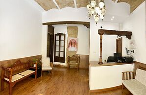 Arteaga Hostal & Baños Árabes Elvira
