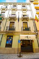 Arteaga Hostal & Baños Árabes Elvira