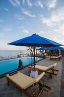 Laguna Reef Huts