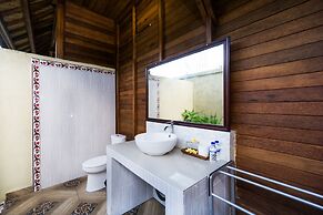 Laguna Reef Huts
