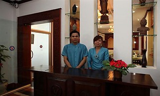 Vansana Riverside Hotel