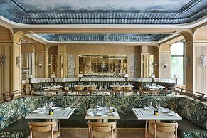 Four Seasons Resort Dubai at Jumeirah Beach