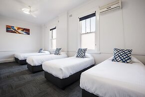 Melton Hotel