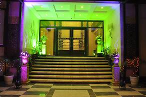 Sapna Clarks Inn