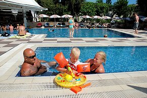 Grand Okan Hotel