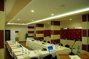 Grand Okan Hotel