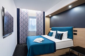 Bonhotel
