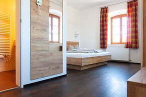 Landhotel & Gasthof Baiernrain