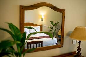 Bronte Hotel