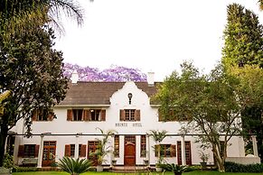 Bronte Hotel