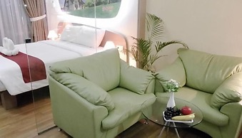 Business Hotel Tomang