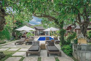 Frangipani Beach Hotel