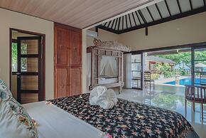 Frangipani Beach Hotel