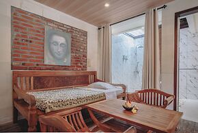 Frangipani Beach Hotel