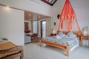 Frangipani Beach Hotel