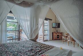 Frangipani Beach Hotel