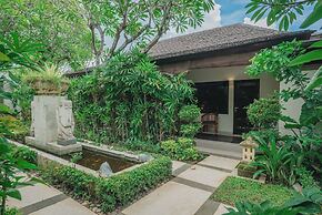 Frangipani Beach Hotel