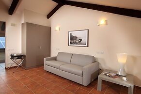Hearth Hotel