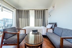 T Island Resort