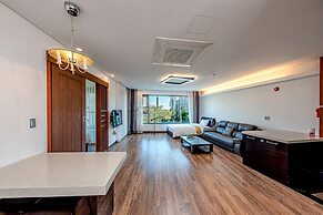 T Island Resort