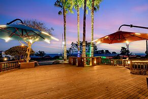 T Island Resort