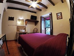 Hotel El Carmen - Morelia