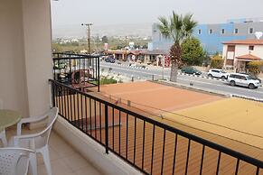 Petsas Apartments & Tavern