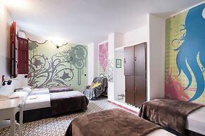 Home Youth Hostel