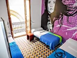 Home Youth Hostel