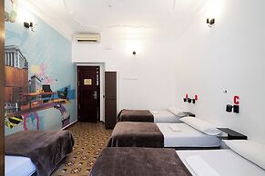 Home Youth Hostel