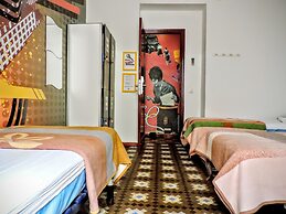 Home Youth Hostel