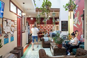 Home Youth Hostel