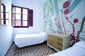 Home Youth Hostel