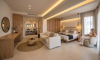 Indigo Suites Collection Adults Only.