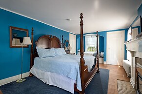 Chestnut Inn Bed and Breakfast