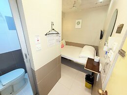 Apple Hostel