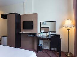 World Youth Hotel