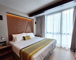 Hotel Block Suites