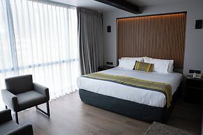 Hotel Block Suites