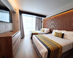 Hotel Block Suites