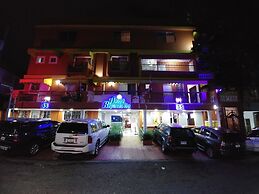 Hotel Riparbella