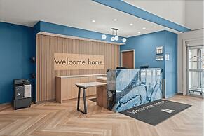 Home Inn and Suites Regina Airport