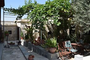 Lasa Heights