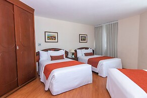 Miraflores Colon Hotel