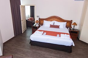 Miraflores Colon Hotel