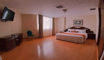 Miraflores Colon Hotel
